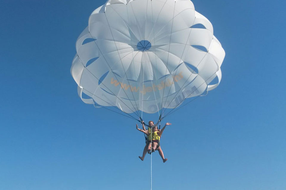 Parasailing - Wassersport - Fallschirmjäger, Krk - Kroatien