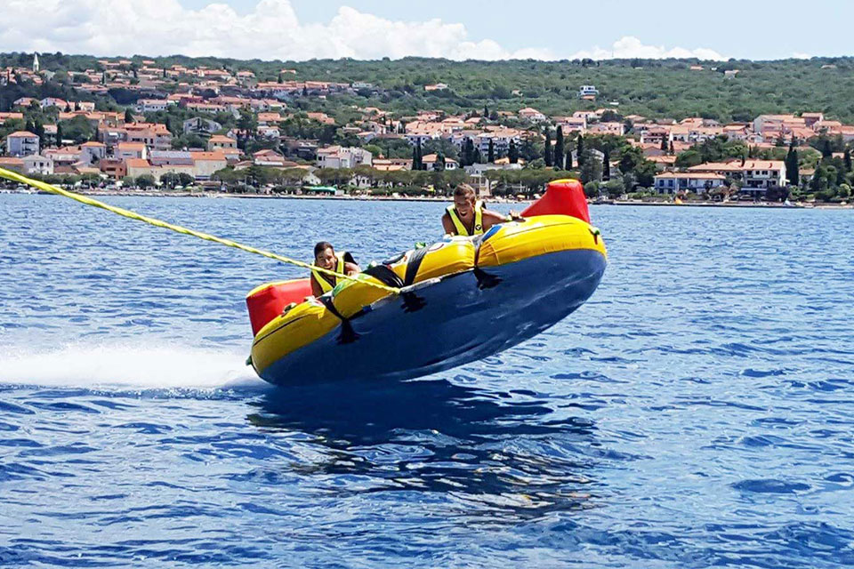 Rent tub and sofas - water sports Krk